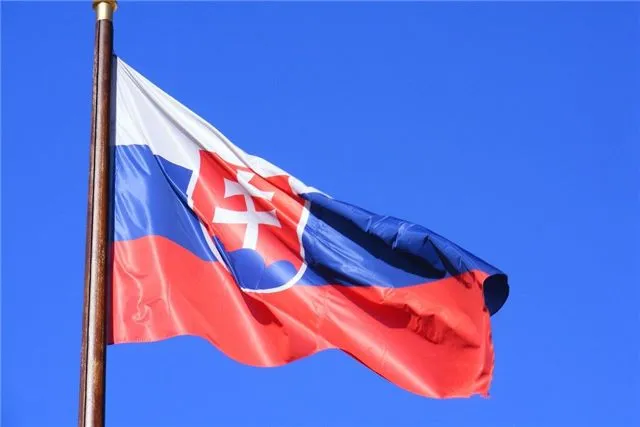 Консульство Словакии в России возобновляет приём заявлений на туристические визы!