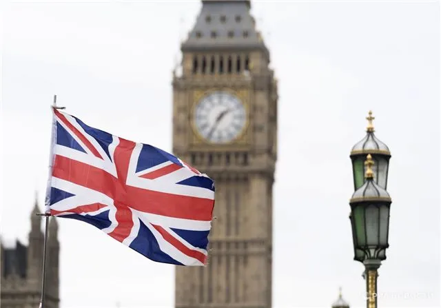 Согласованность под угрозой - забастовка уборщиков мусора в Бирмингеме грозит затянуться после майских выборов