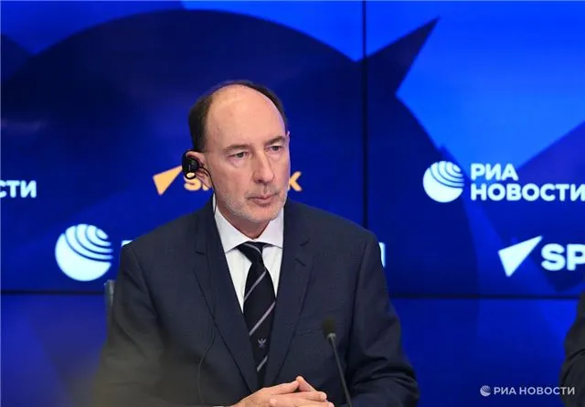 Наследник Шарля де Голля рассказал о планах переезда в Россию вместе с супругой