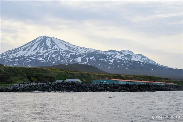 Экстренное предупреждение МЧС - у берегов Курильских островов надвигается шторм с волнами свыше четырёх метров