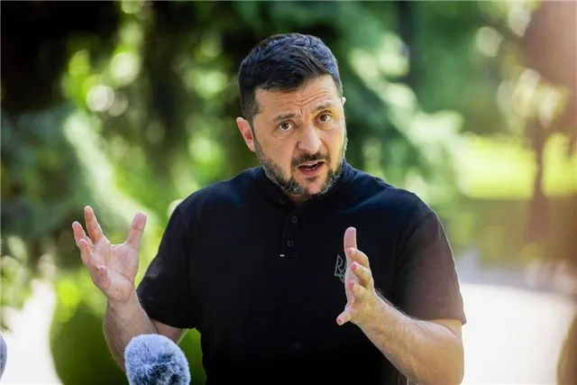 Politico - Зеленский надеется достичь мирного соглашения с Россией к лету 2026 года