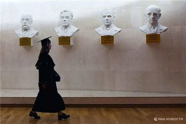 Формирование в России автономной университетской системы - первые достижения и выводы