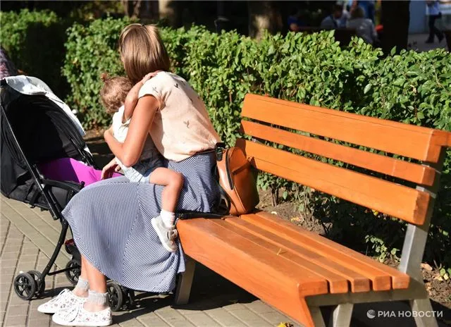 Свыше 9 тысяч семей Тюменской области воспользовались материнским капиталом с начала 2025 года