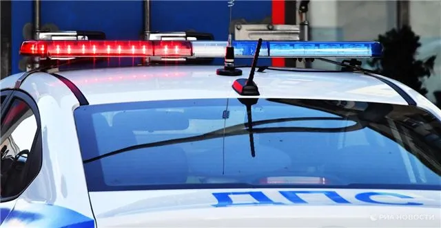 В Анапе предотвратили аварию с участием иномарки и колонны из 200 школьных автобусов