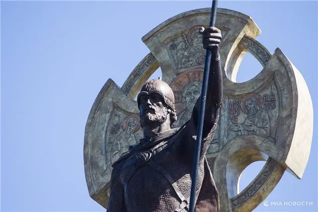 В России отмечают 785 лет со дня Невской битвы - историческая дата в центре внимания