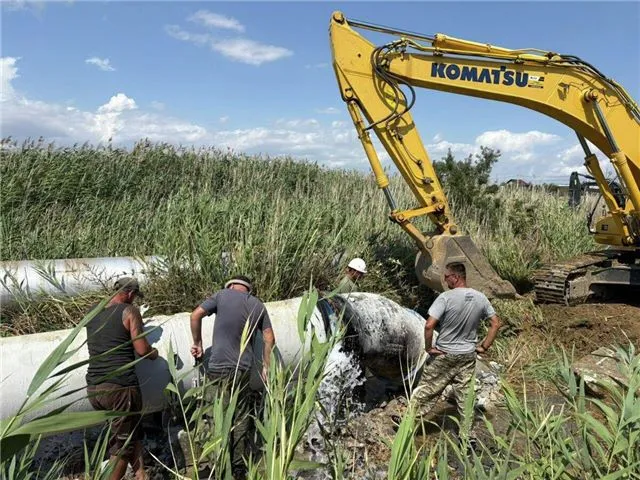 Вот несколько уникальных и привлекательных вариантов заголовка -

1. "Водоснабжение восточного Крыма восстановят до воскресенья — Гоцанюк озвучил сроки ремонта аварии"
2. "К началу недели на востоке Крыма планируют полностью ликвидировать аварию на водоводе"
3. "Проблемы с водой на востоке Крыма будут решены к выходным – заявление главы республики"
4. "Крым - ремонт аварийного водовода завершится к воскресенью, заверил Гоцанюк"
5. "Восточный Крым получит воду к воскресенью — работы по устранению аварии идут полным ходом"

Если нужен вариант под определённый стиль или формат, уточните пожелания.