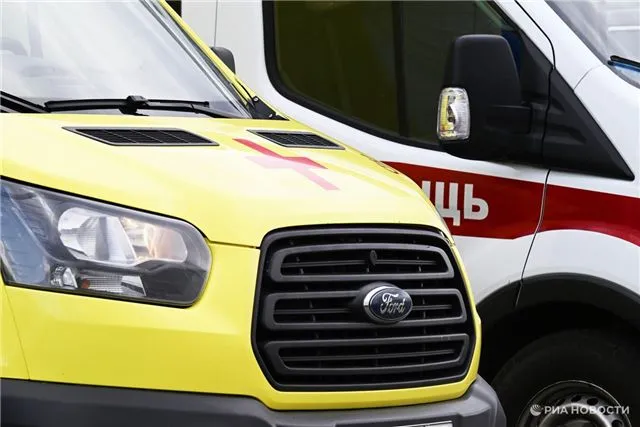 В Магасе после обрушения конструкций в ТЦ госпитализирован один пострадавший