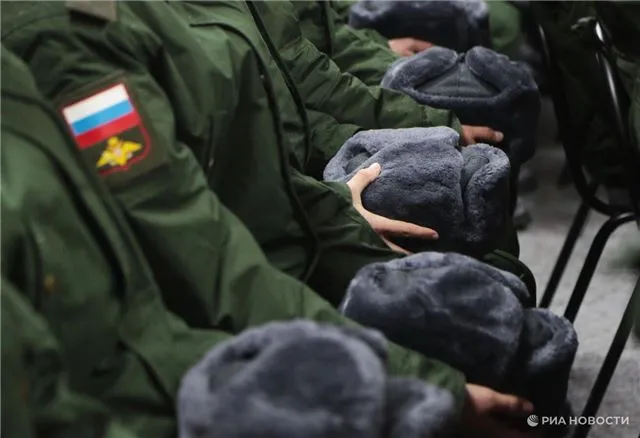 ДНР и ЛНР признаны лидерами по эффективности весеннего призыва среди регионов страны