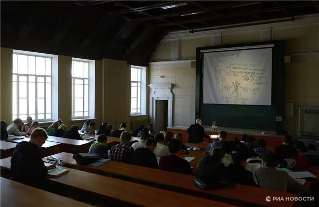 Чернышенко - к 2036 году будет построено свыше 40 современных университетских кампусов