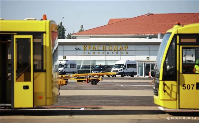 Из Краснодара отменены три авиарейса, еще два направлены на запасные аэродромы