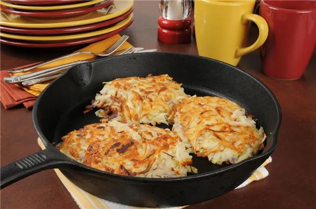 Как приготовить нежные картофельные драники с расплавленным сыром – вкусно и просто!