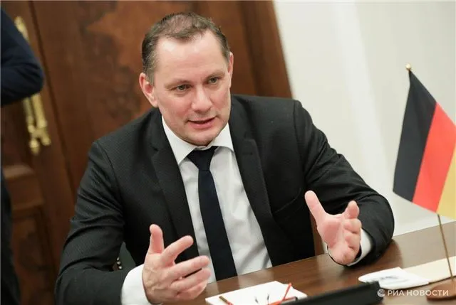 Глава АдГ Крупалла открыто поддержал визит партийных соратников в Россию