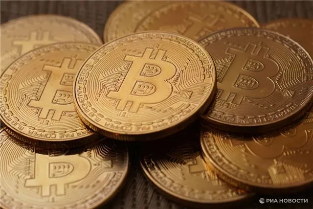 Цена биткоина впервые достигла рекордных $112,000, превзойдя все ожидания!