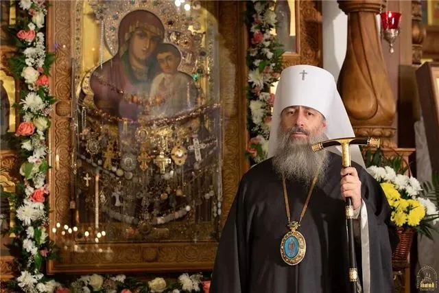 Митрополит УПЦ Арсений после больничного возвращён для участия в судебном процессе