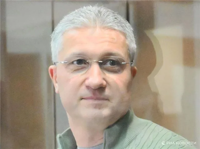 Суд приступит к делу о банкротстве бывшего заместителя министра обороны Иванова по иску банка ПСБ